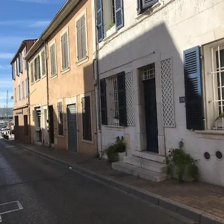 Studios Du Marin Sur Port De La Ciotat Exterior photo