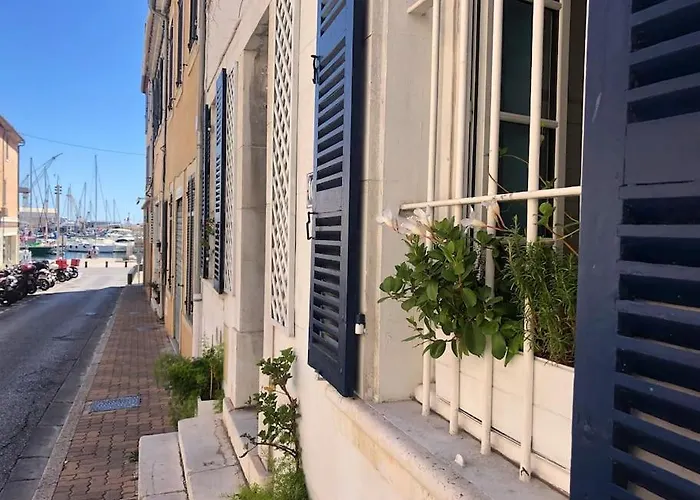 Studios Du Marin sur Port de La Ciotat